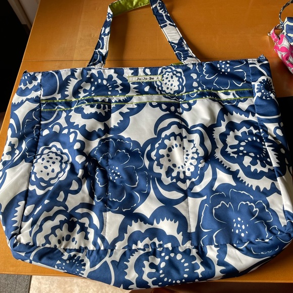 Ju-Ju-Be Handbags - Jujube Superbe Like New